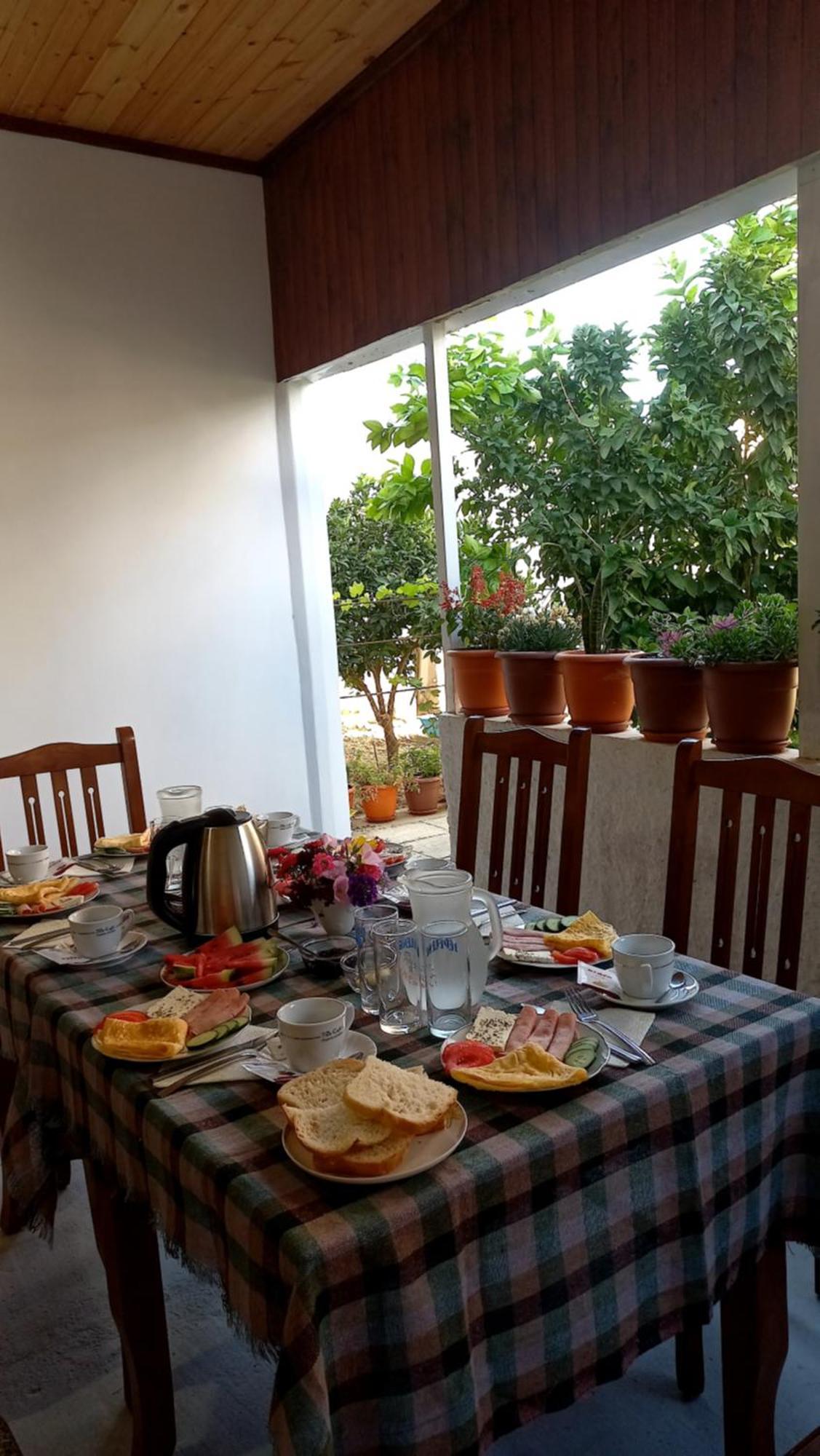Villa Oasis Berat Exterior foto